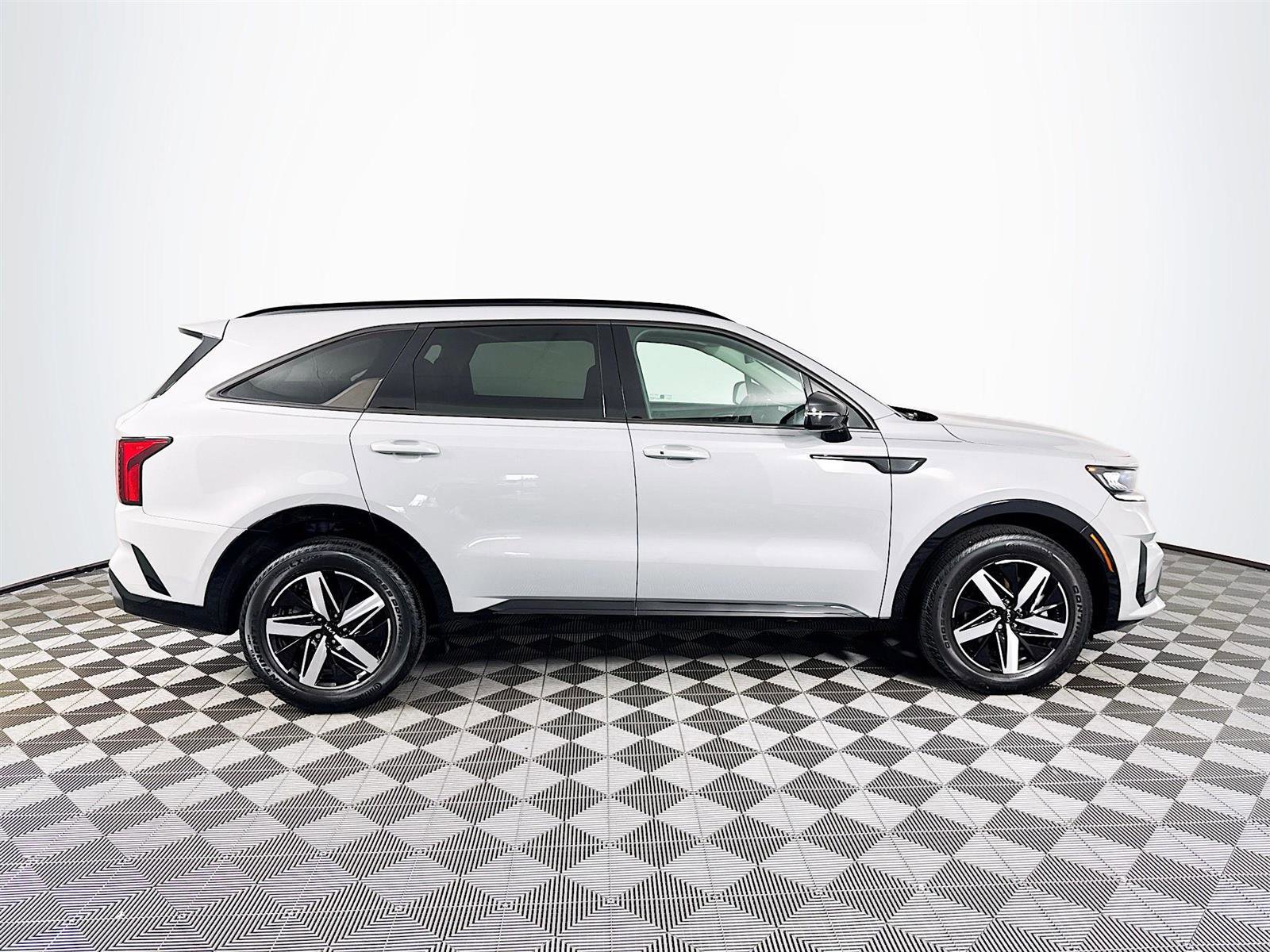 2023 Kia Sorento EX photo 6