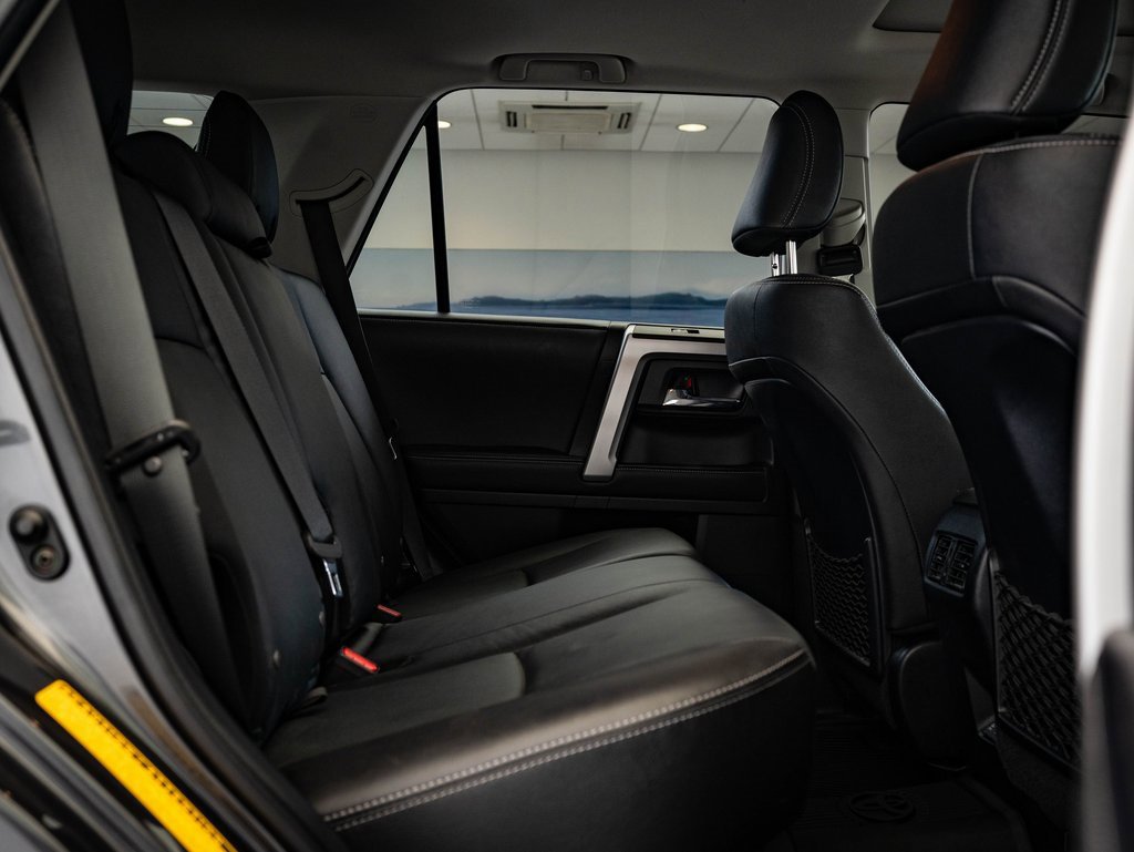 2022 Toyota 4Runner Limited photo 31