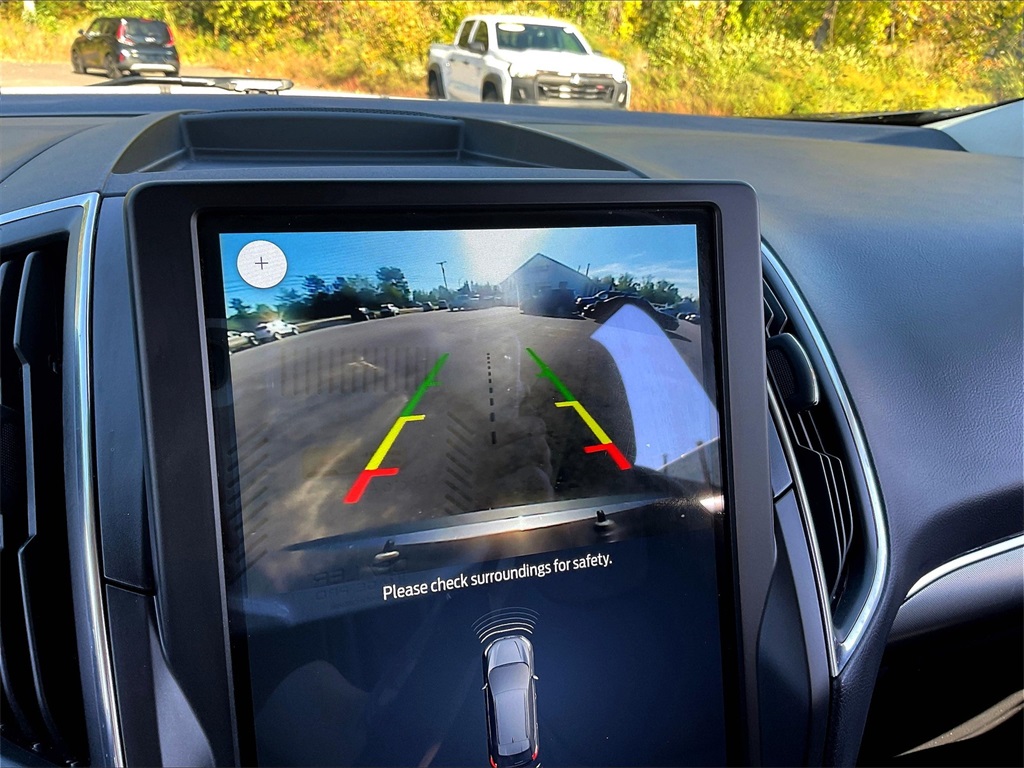 2023 Ford Edge Titanium photo 15