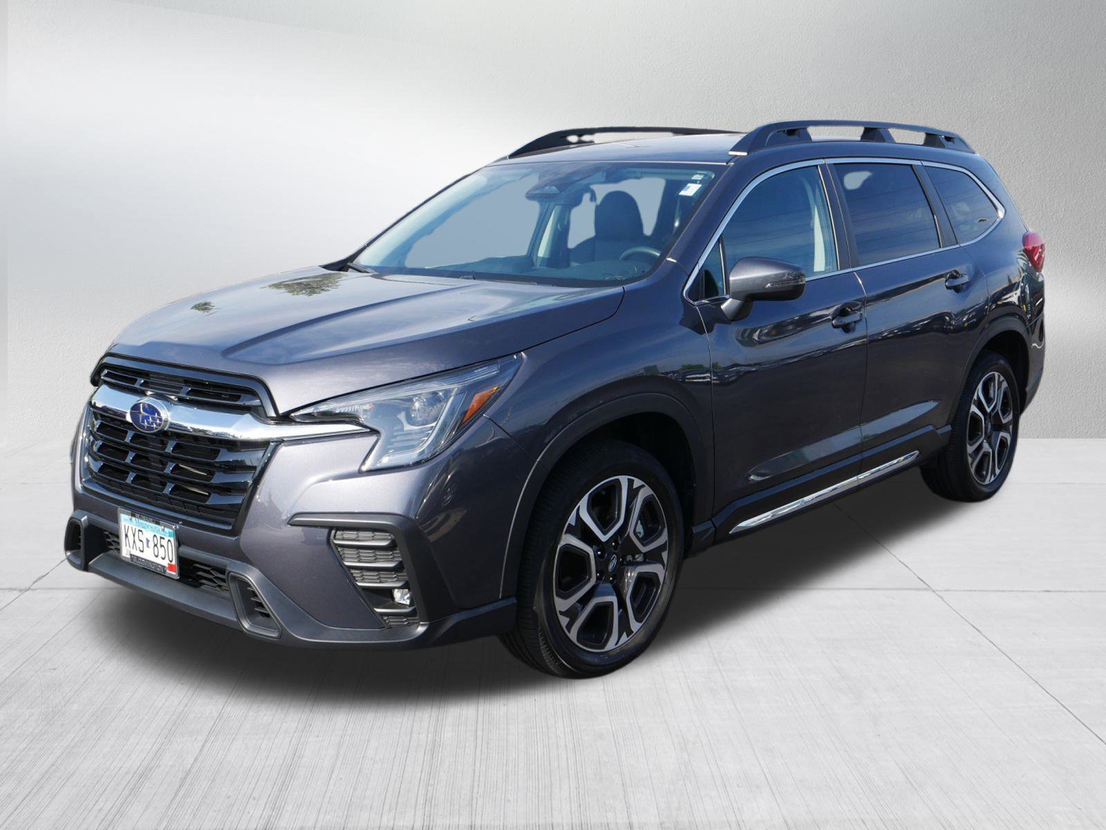 2023 Subaru Ascent Limited photo 3