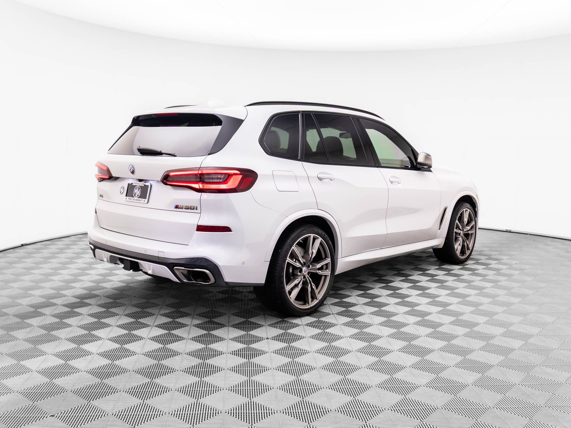 2023 Bmw X5 M50i photo 4