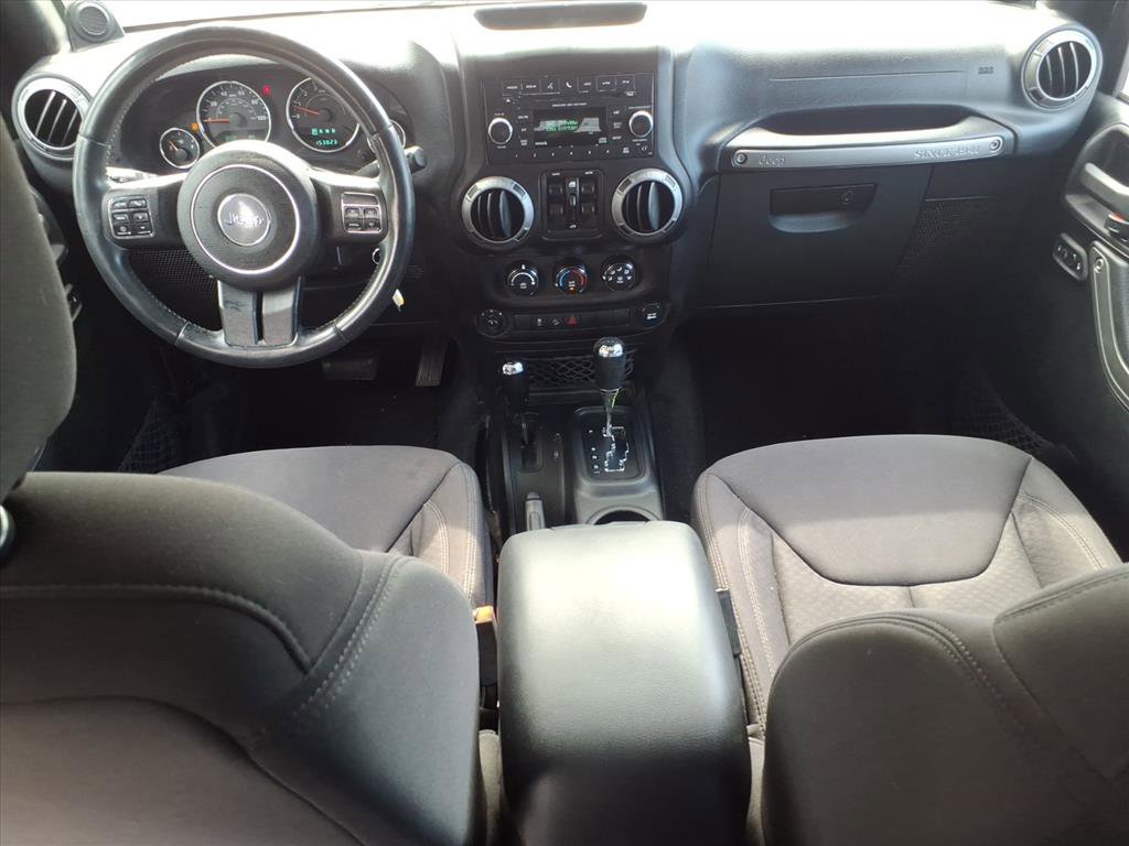 2013 Jeep Wrangler Unlimited Sport photo 4