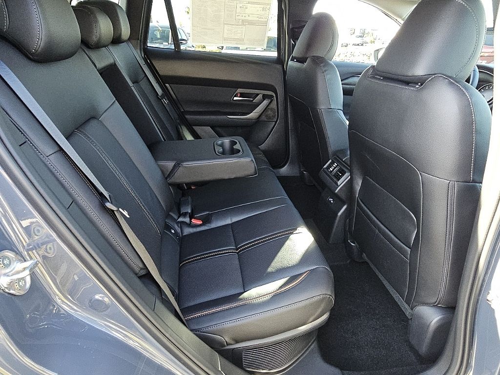 2025 Mazda CX-50 Premium Plus photo 9