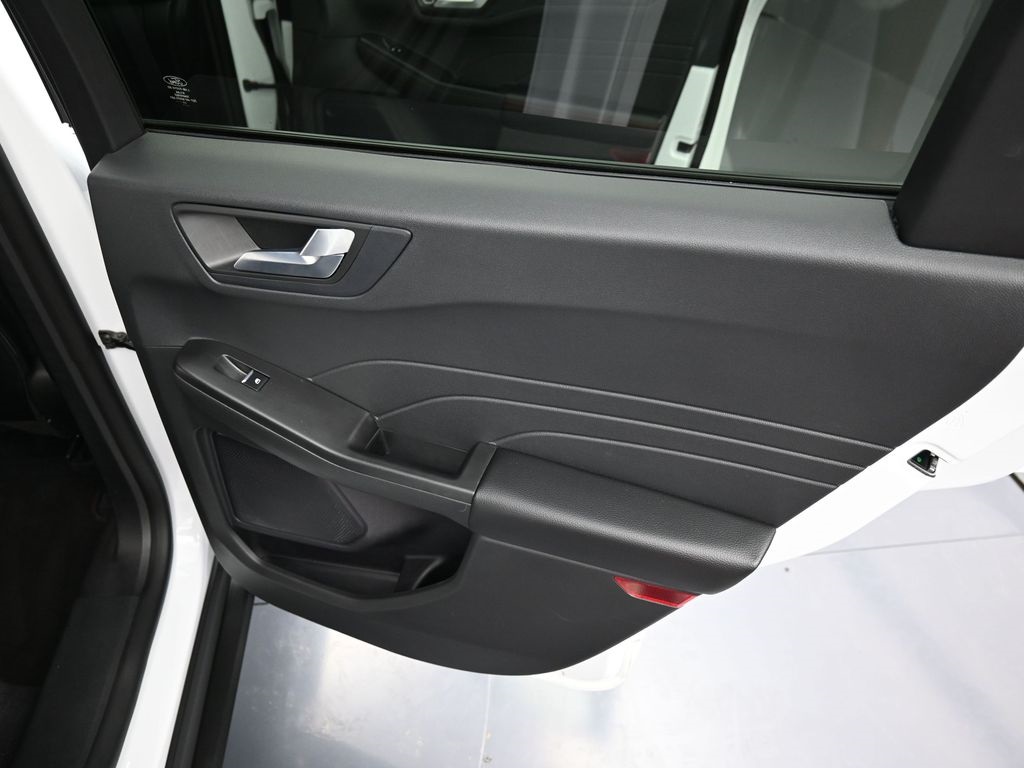 2023 Ford Escape ST-Line photo 23