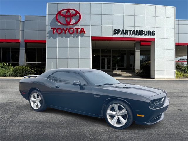 2012 Dodge Challenger SXT's photo