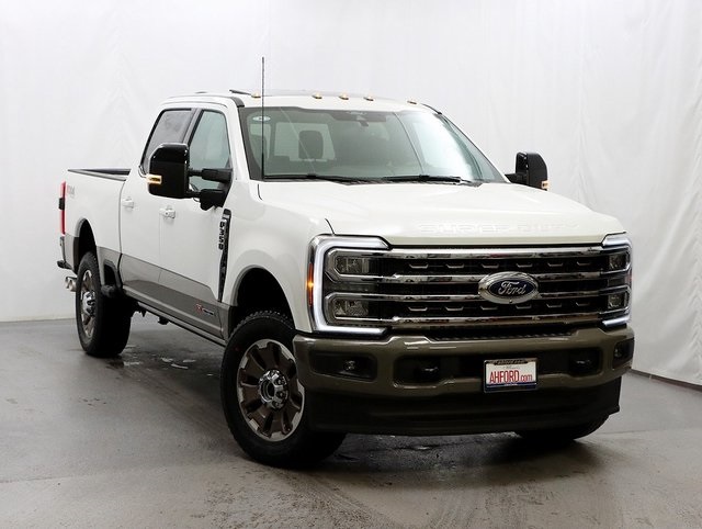 2026 Ford F-350 Super Duty King Ranch's photo