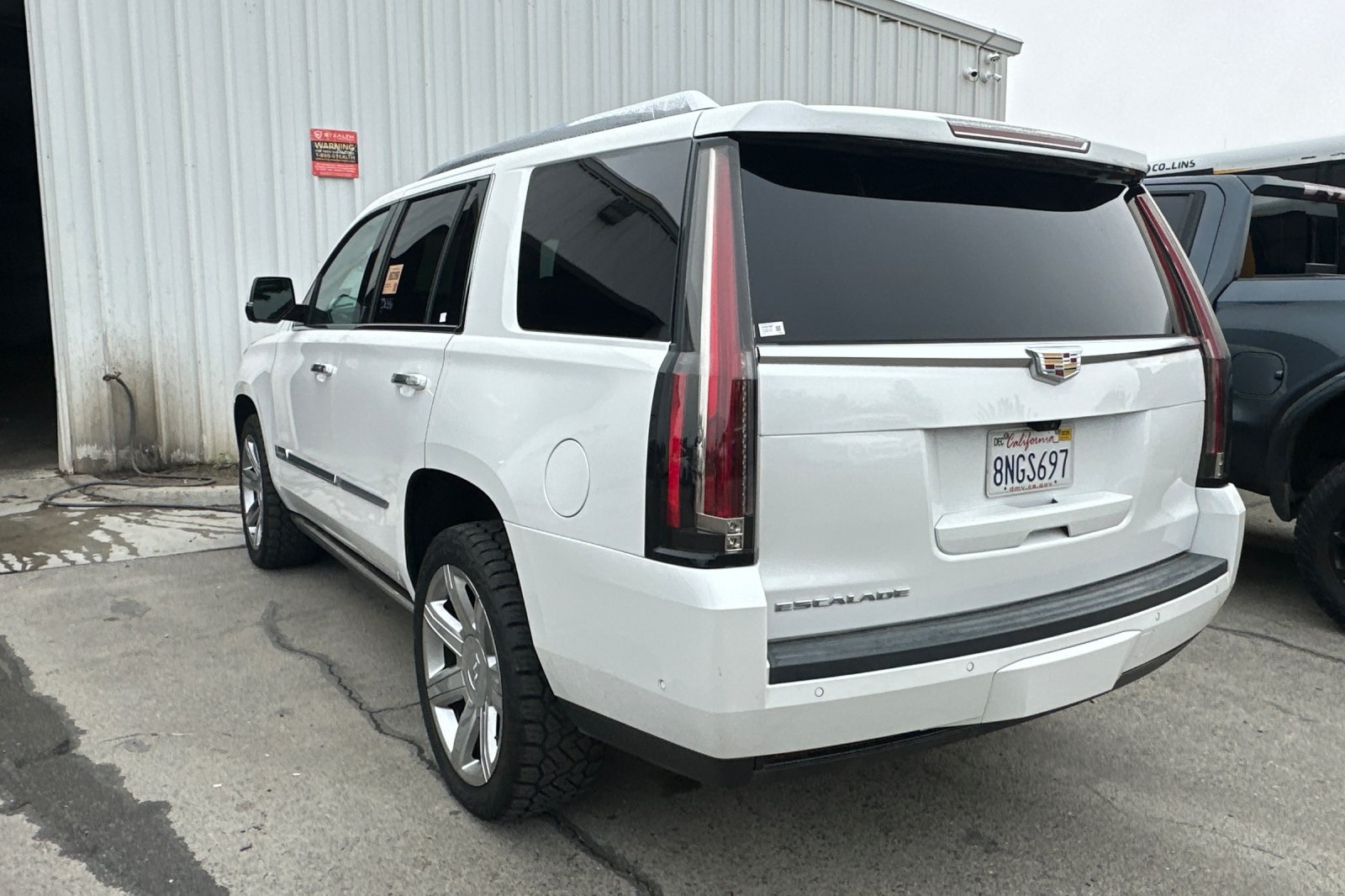 2020 Cadillac Escalade Premium Luxury photo 2