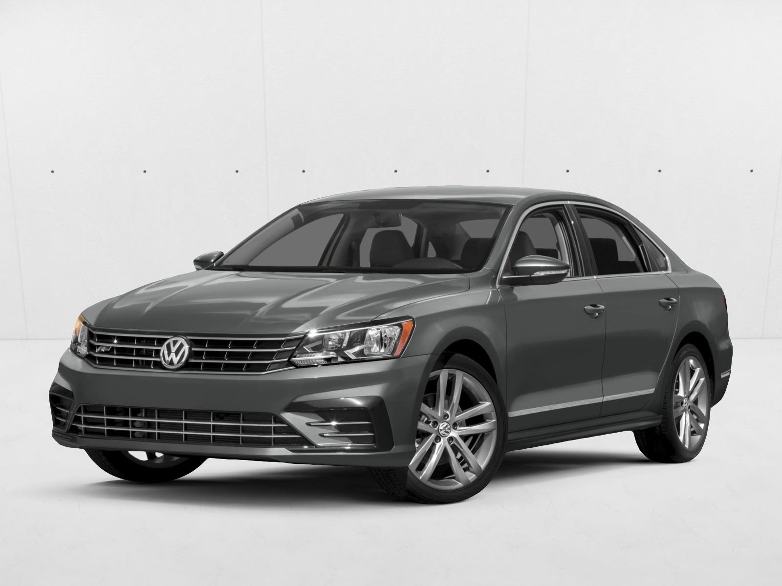 2018 Volkswagen Passat R-Line