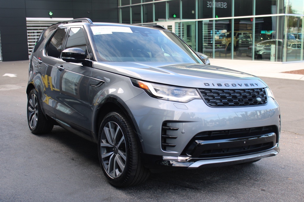 2025 Land Rover Discovery SE photo 4