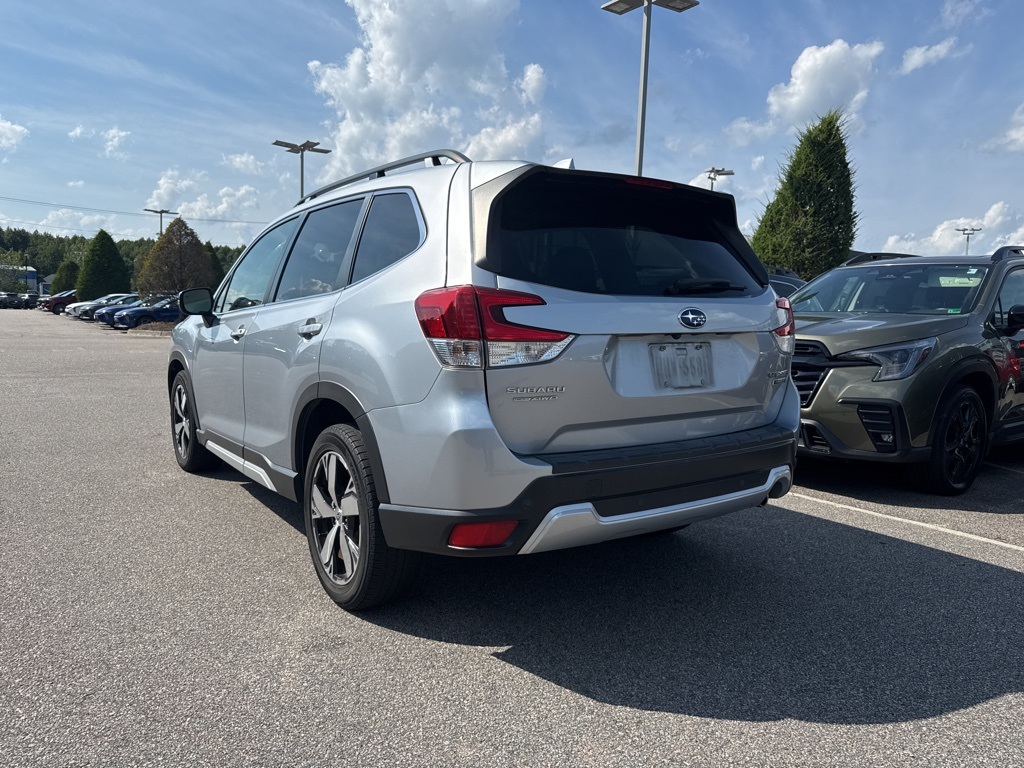2020 Subaru Forester Touring photo 2