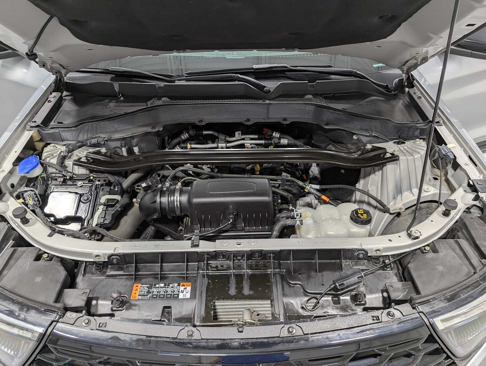 2022 Ford Explorer ST-Line photo 13