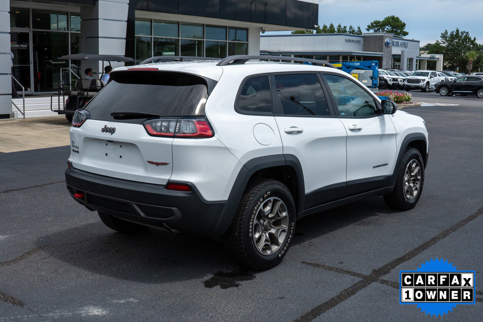 2021 Jeep Cherokee Trailhawk photo 3