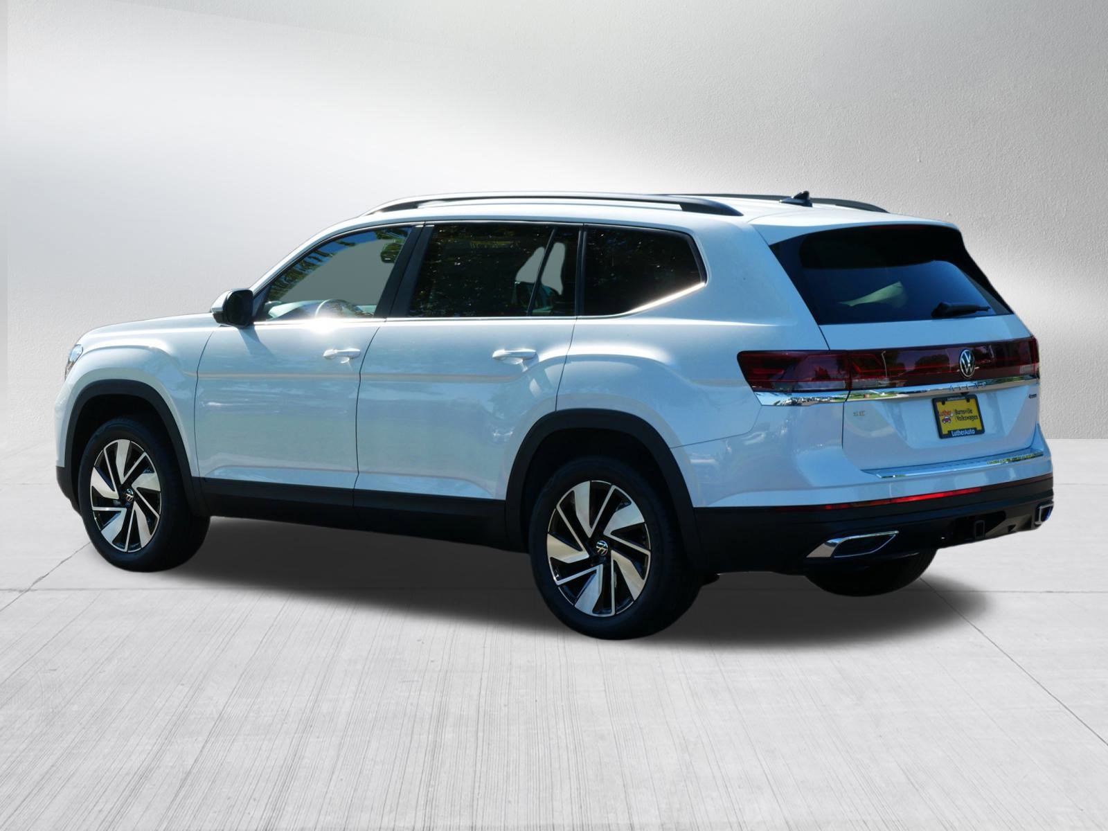2026 Volkswagen Atlas SE Technology photo 3