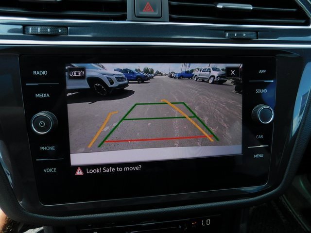 2023 Volkswagen Tiguan SE R-Line Black photo 24
