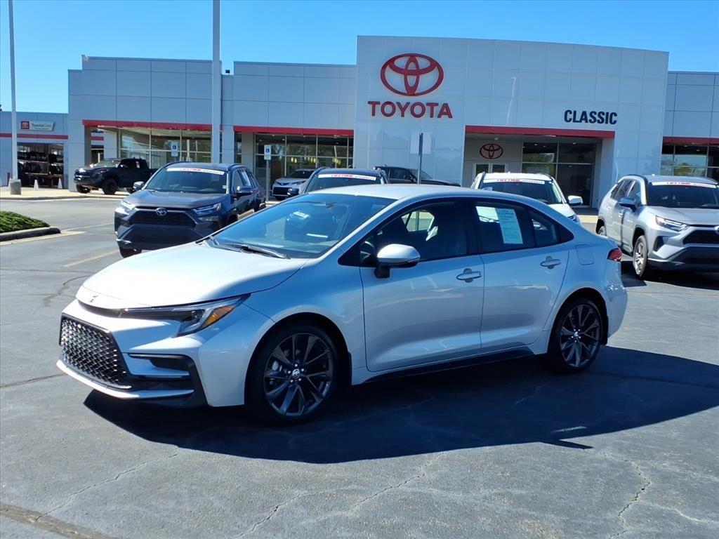 2025 Toyota Corolla SE
