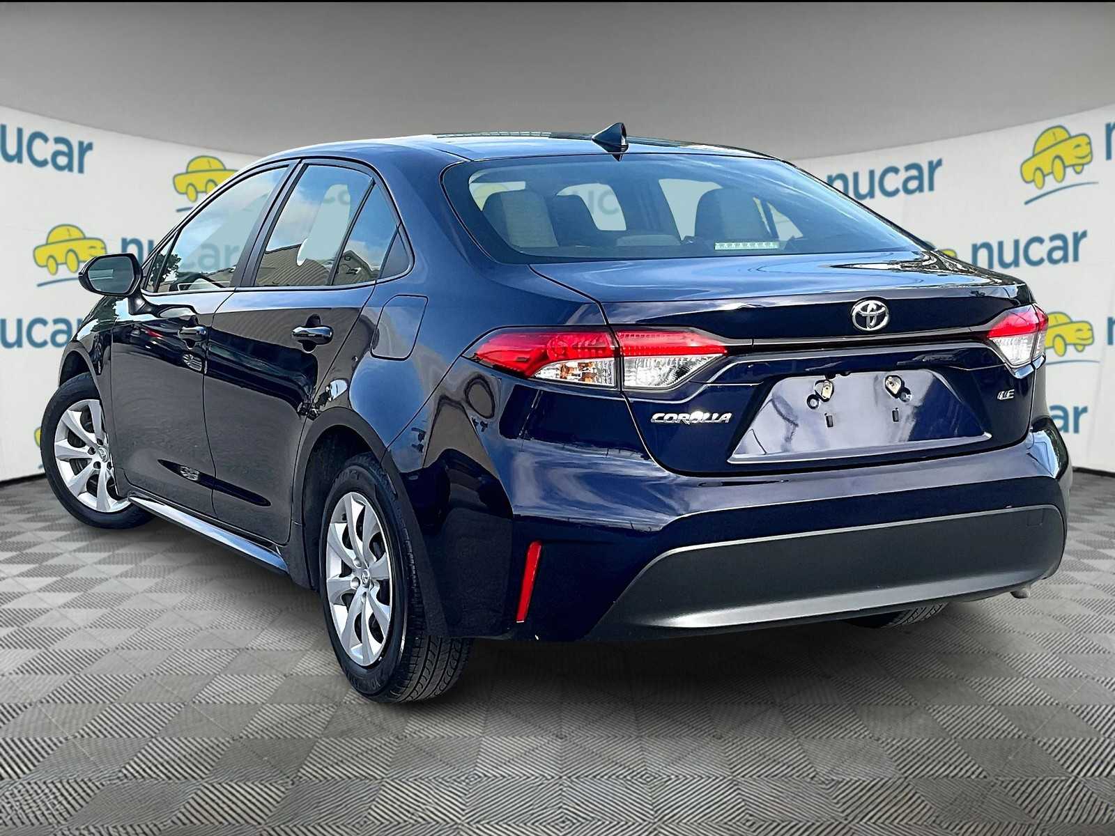 2023 Toyota Corolla LE photo 4