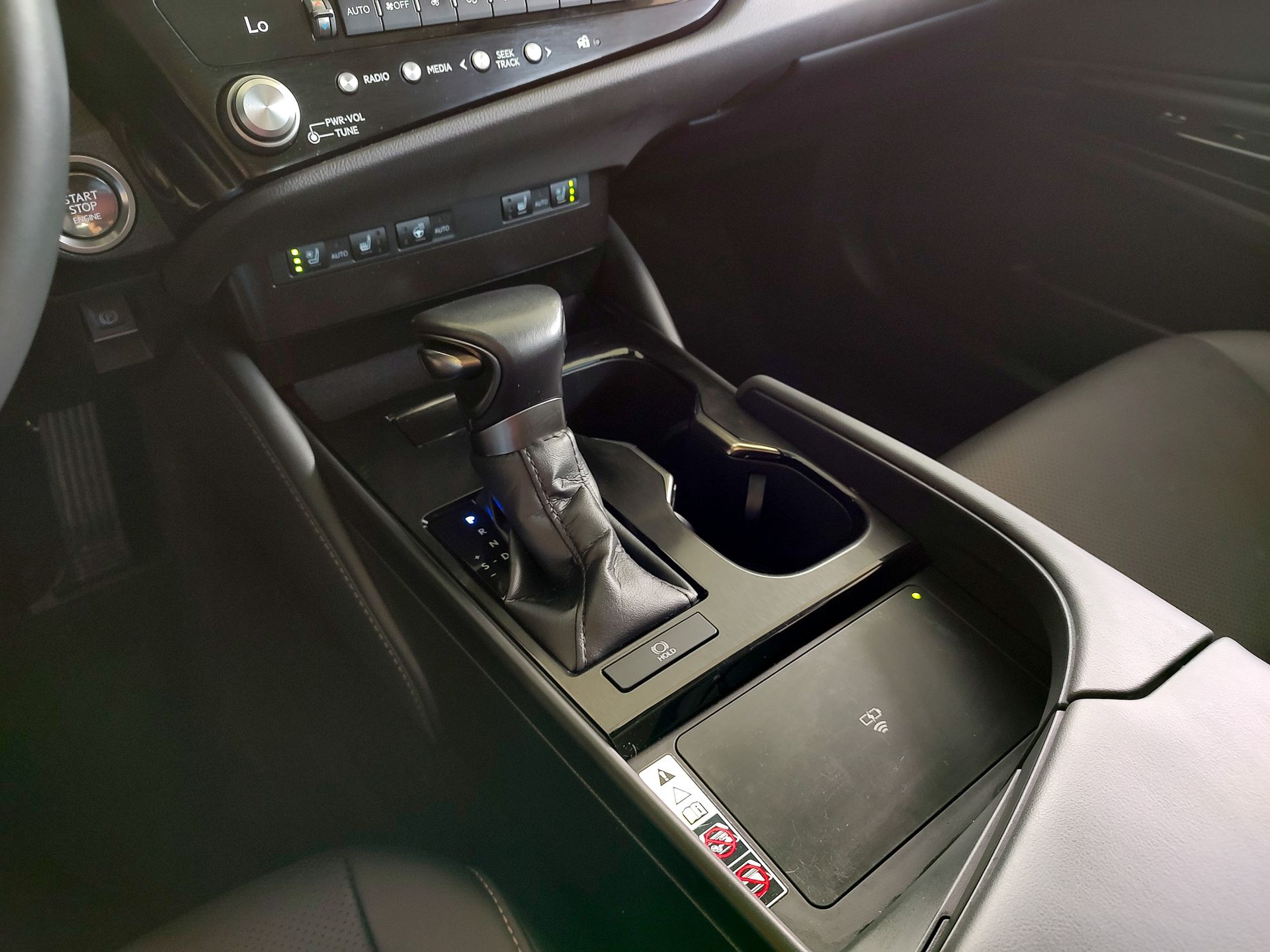 2023 Lexus ES 250 AWD photo 34