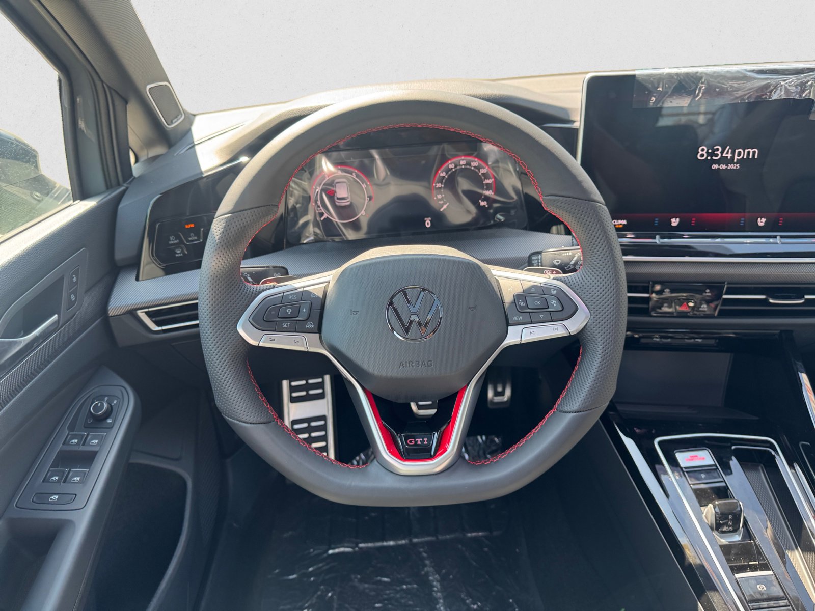 2025 Volkswagen Golf GTI Autobahn photo 12