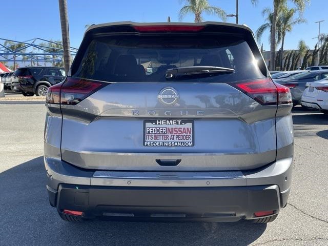 2025 Nissan Rogue SV photo 3