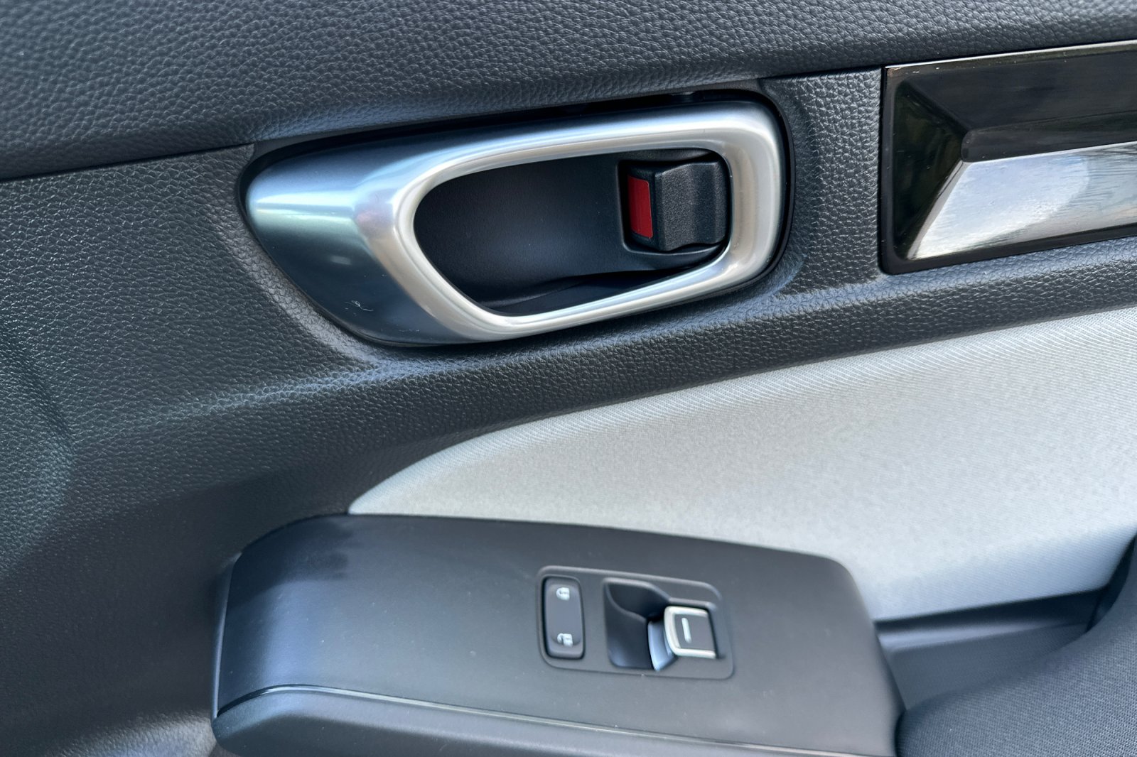 2025 Honda Civic Hybrid Sport photo 10