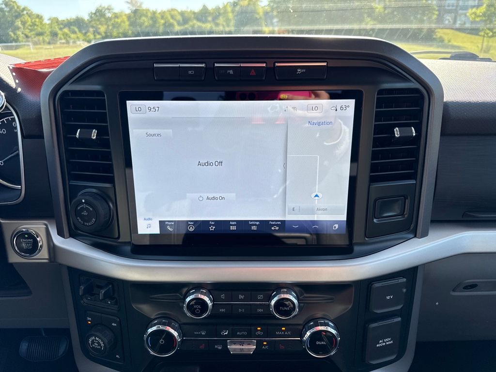 2022 Ford F-150 XLT photo 22
