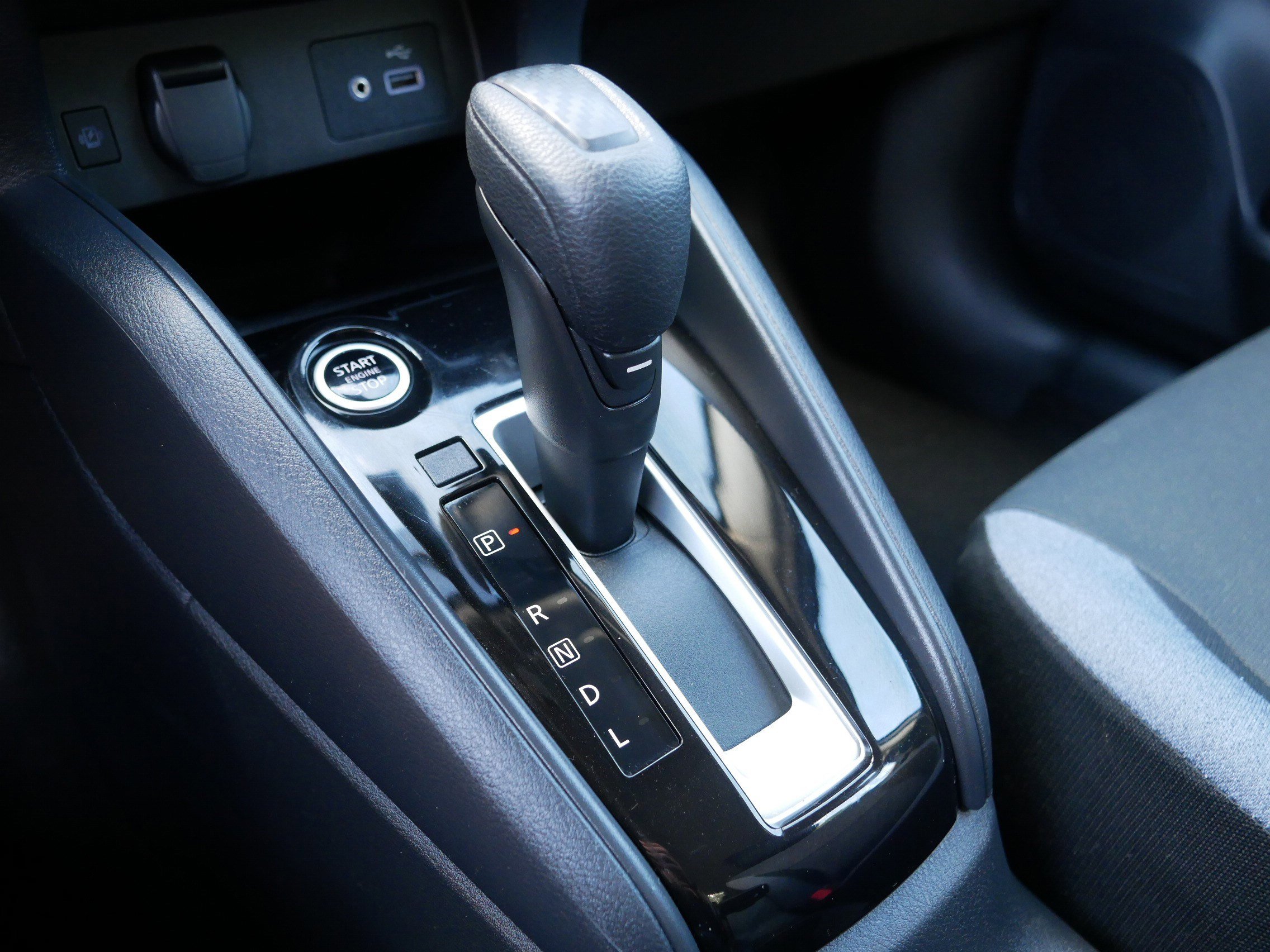 2024 Nissan Versa SV photo 23