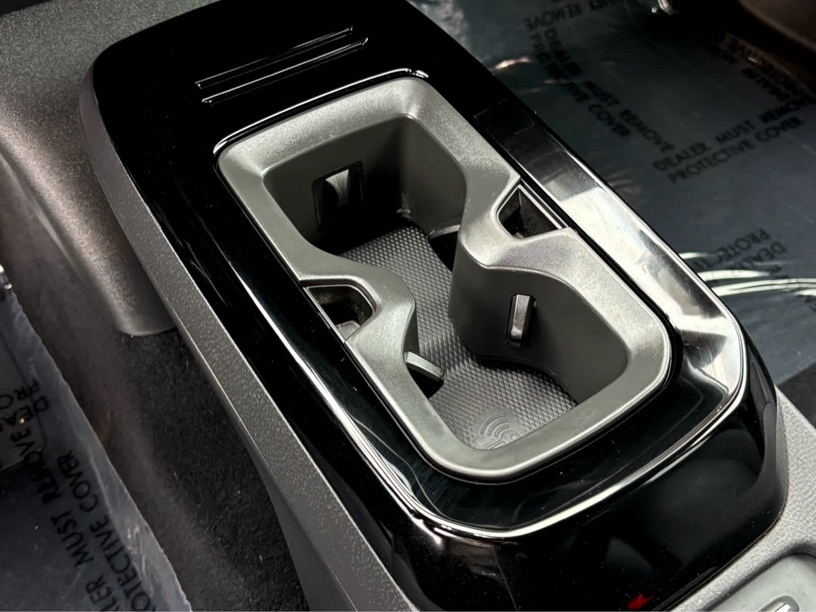 2022 Volkswagen ID.4 Pro photo 15