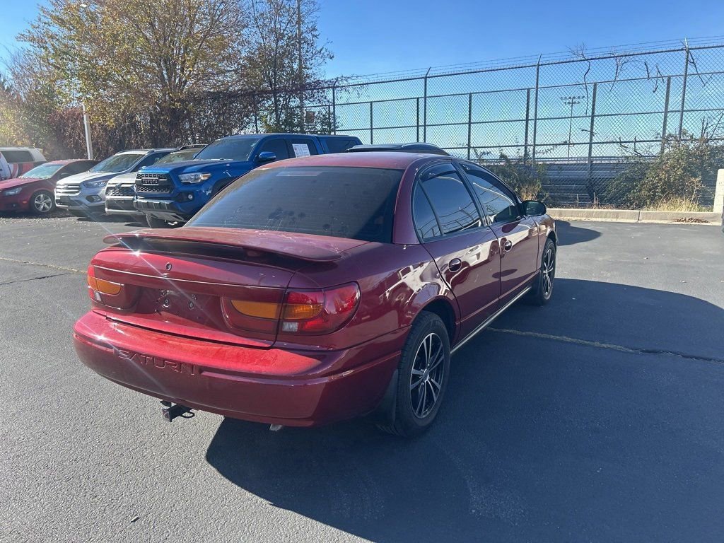 2001 Saturn SL photo 3