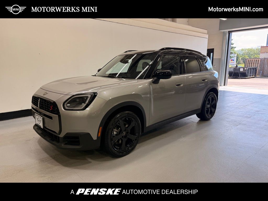 2025 MINI Countryman S's photo