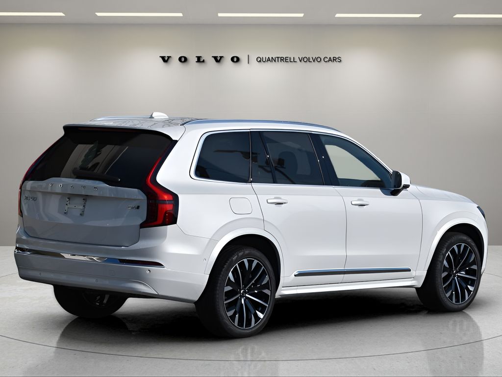 2026 Volvo XC90 Plus photo 2