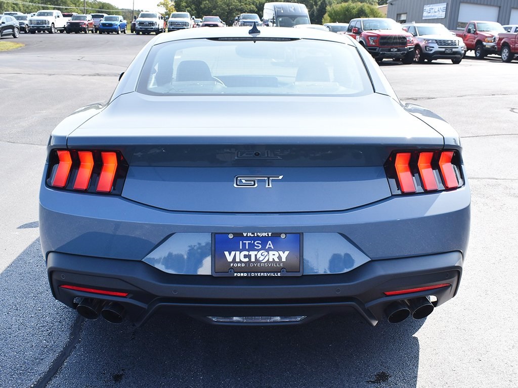 2025 Ford Mustang GT Premium photo 22