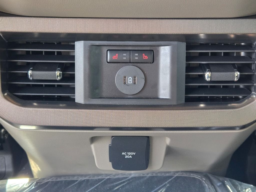 2026 Ford F-250 photo 17