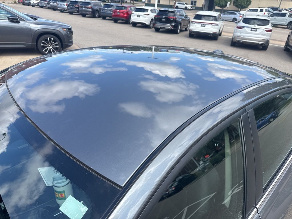 2022 Nissan Altima 2.5 SR photo 7