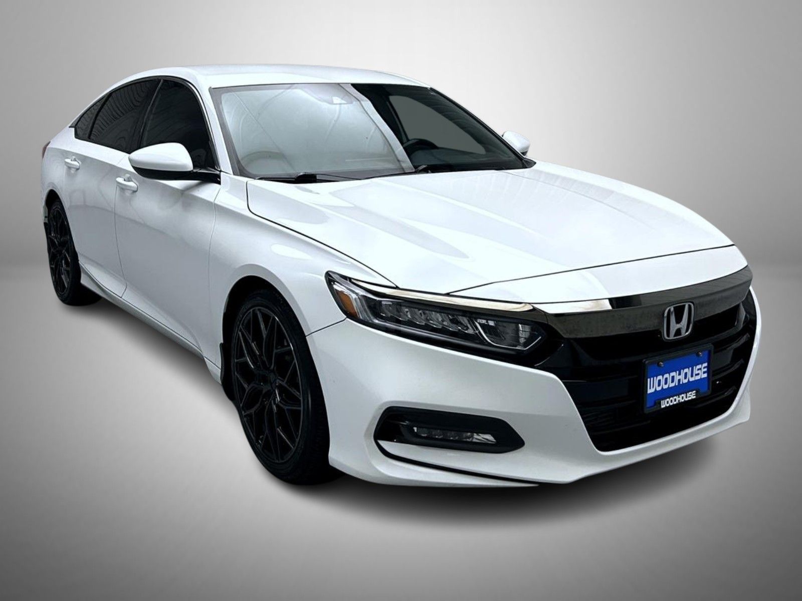 2018 Honda Accord Sport photo 3
