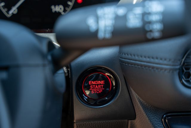 2026 Honda HR-V LX photo 25