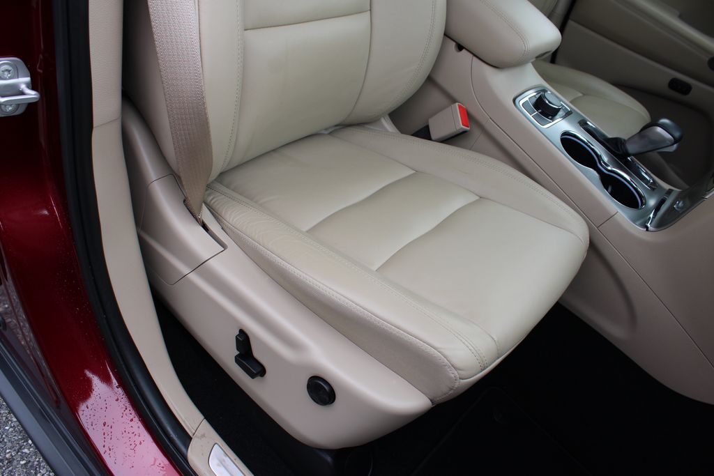 2020 Jeep Grand Cherokee Limited photo 23
