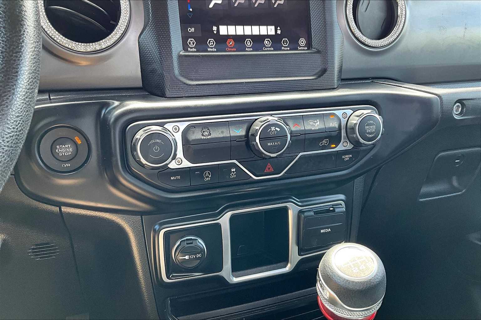 2022 Jeep Wrangler Sport photo 30
