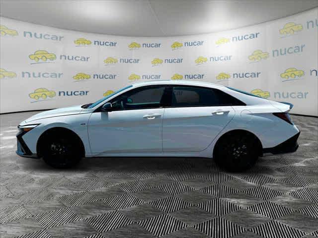 2025 Hyundai Elantra N Line photo 4