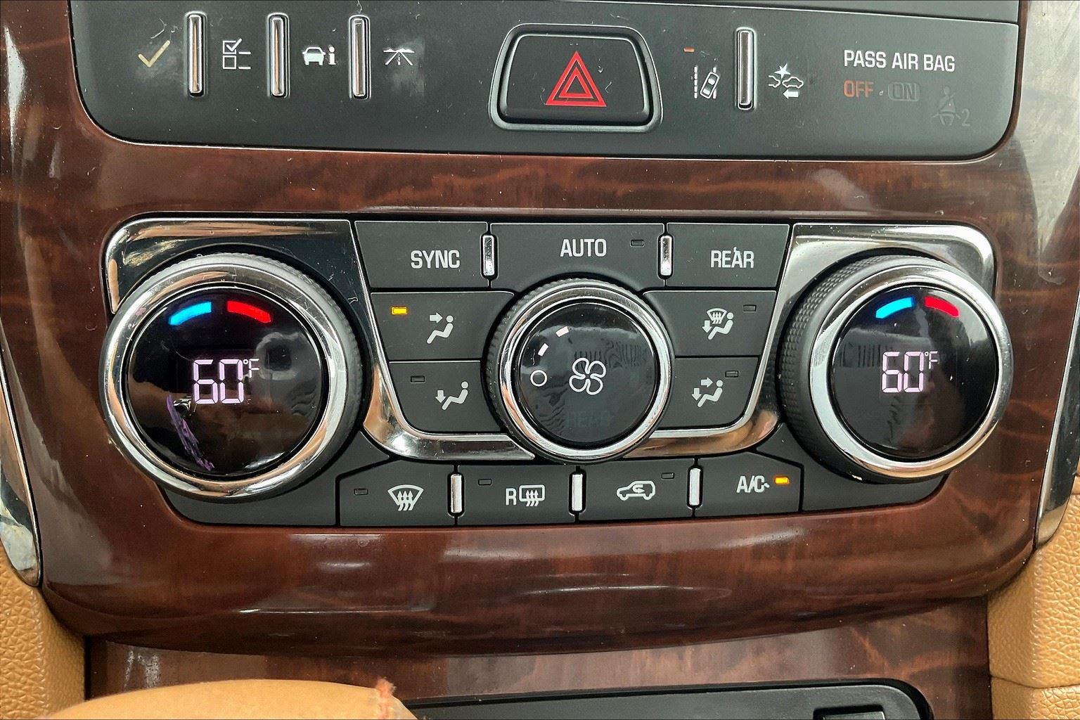 2017 Buick Enclave Premium photo 30