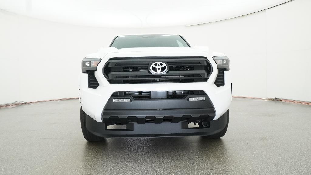 2025 Toyota Tacoma SR5 Double Cab photo 3