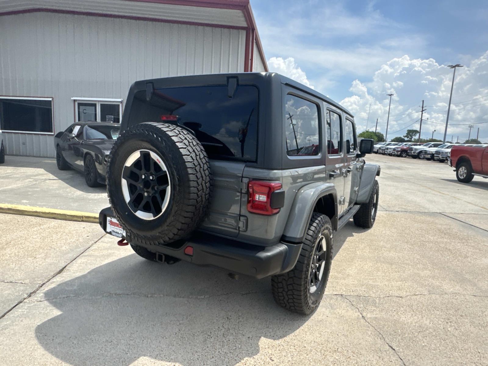 2021 Jeep Wrangler Unlimited Rubicon photo 3