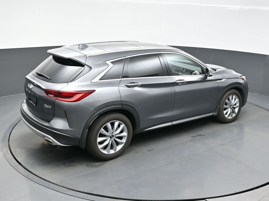 2022 Infiniti QX50 Luxe photo 38