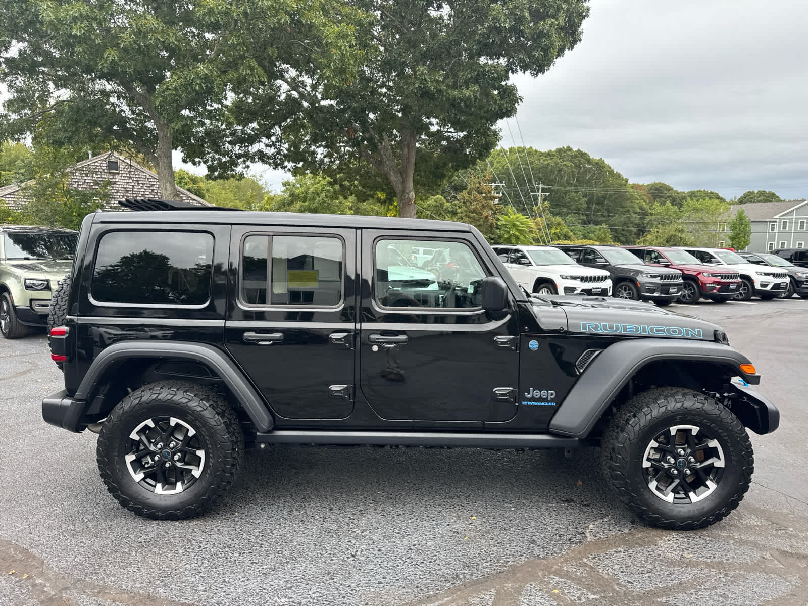 2024 Jeep Wrangler 4xe Rubicon photo 3