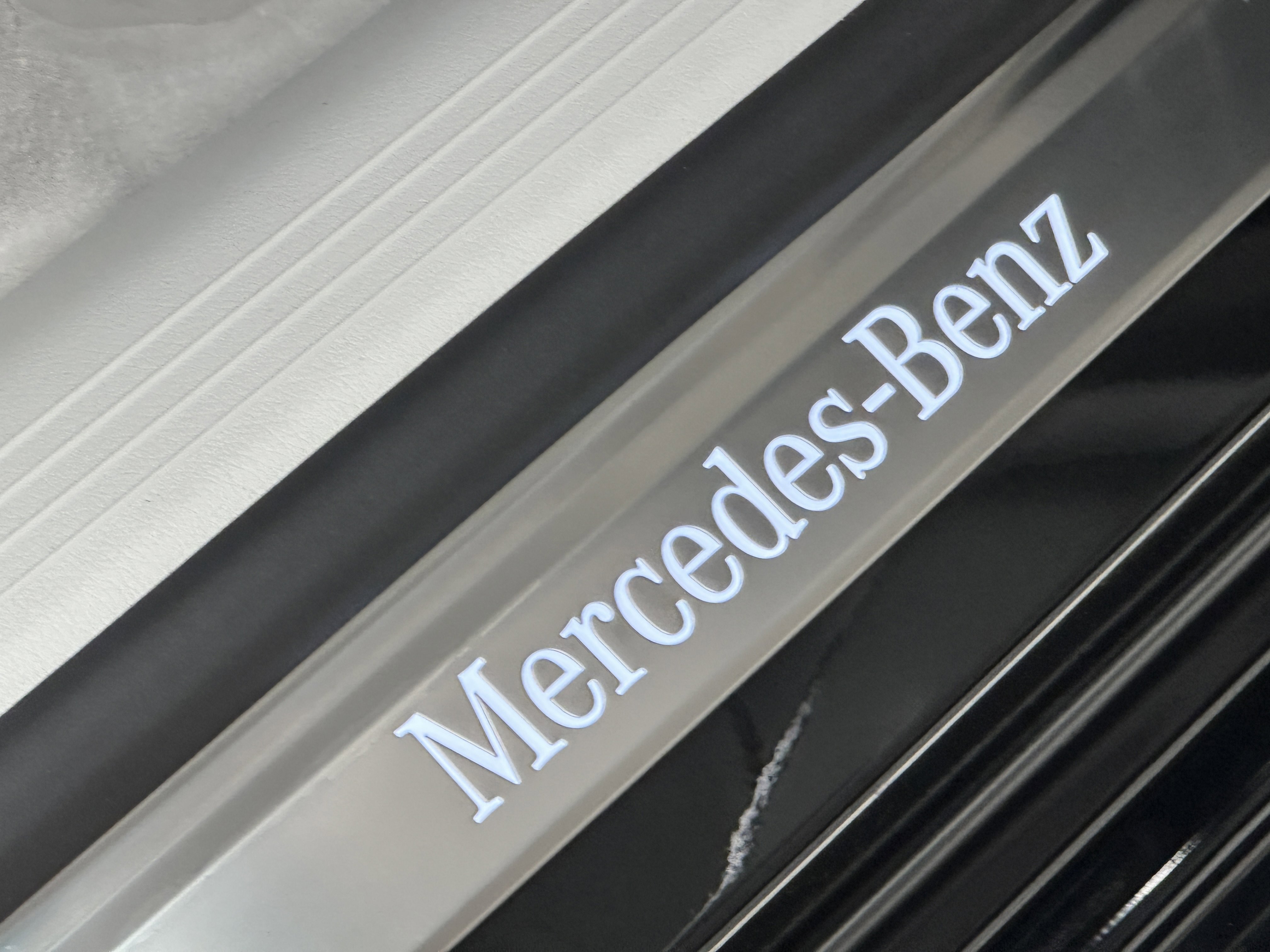 2023 Mercedes Benz EQS SUV 580 4MATIC photo 12