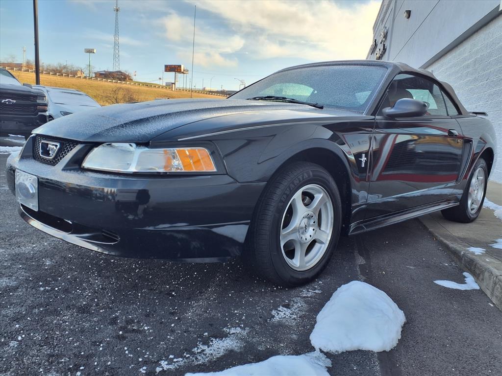2003 Ford Mustang Premium