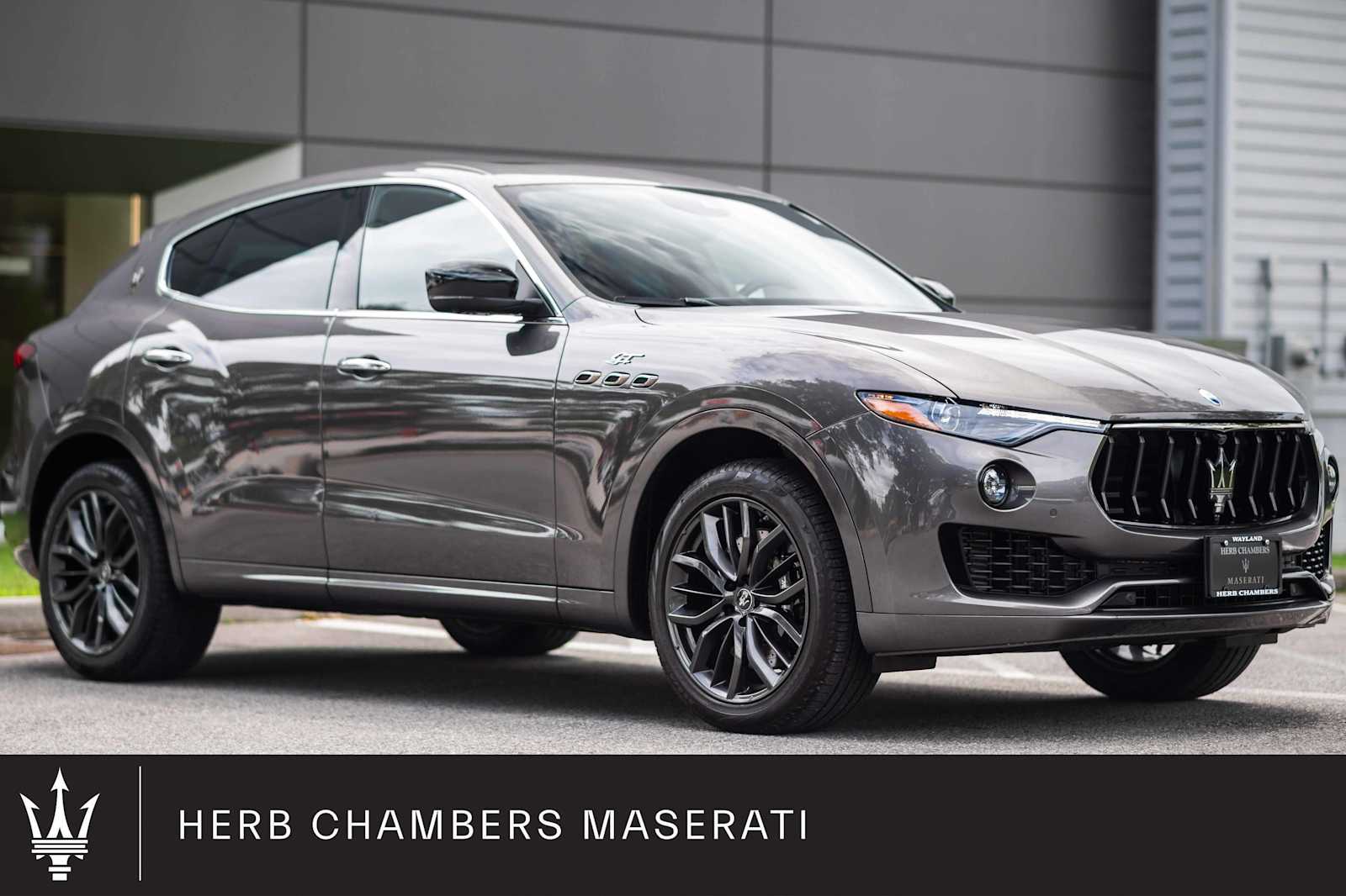 2024 Maserati Levante Modena Ultima's photo