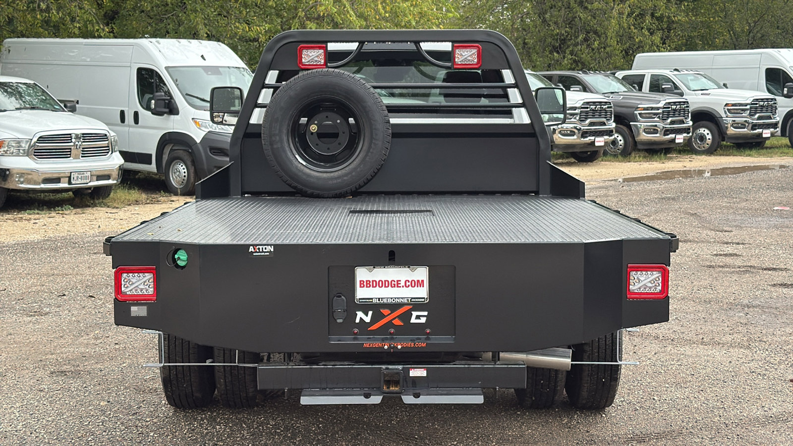 2026 Ram 3500 Tradesman photo 4