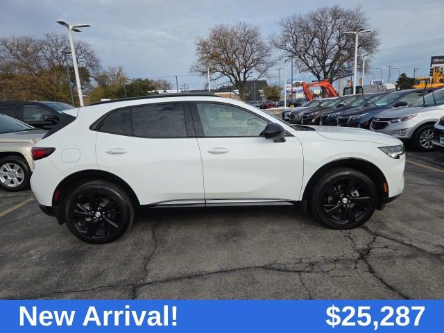 2021 Buick Envision Essence photo 2