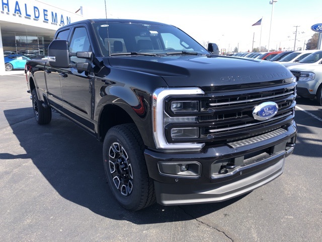 2025 Ford F-350 photo 3