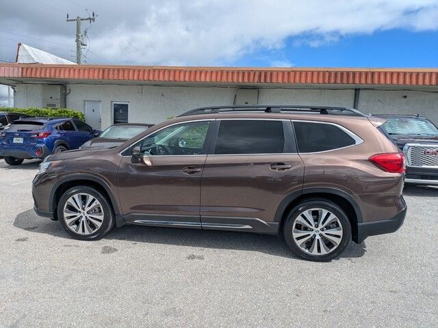 2019 Subaru Ascent Limited photo 3